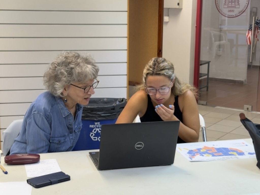 The Dukakis Center at Anatolia University Hosts U.S. Midterm Election Voter Registration Drive for Americans Abroad